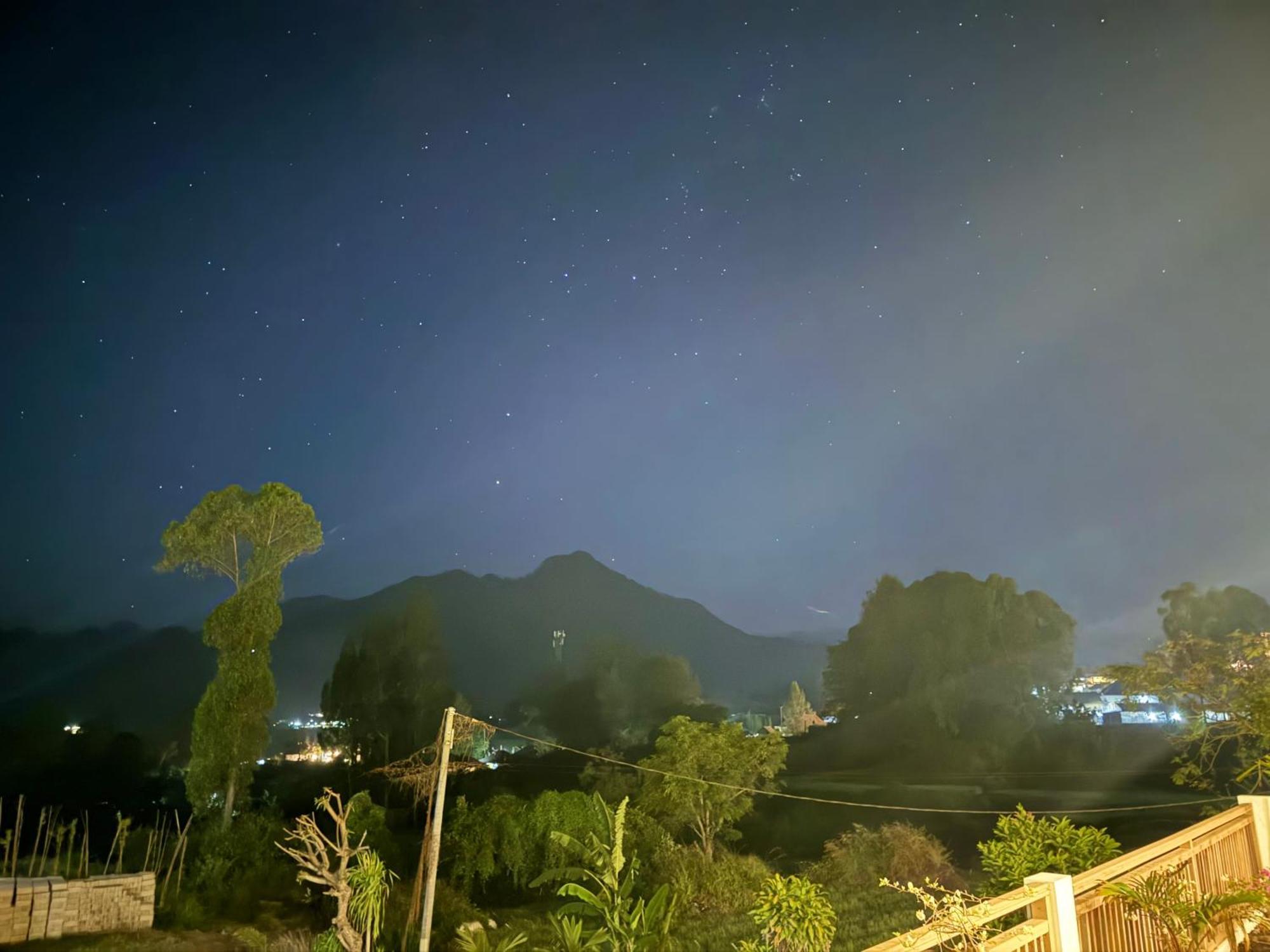 Batur View Couette-café *